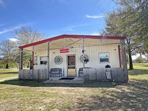 536 Lakewood Drive, Leakesville, MS 39451