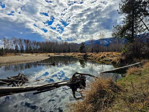 3600 E Carlton Creek Road, Florence, MT 59833