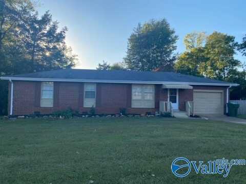 3203 Dyas Drive NW, Huntsville, AL 35810