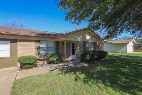 2206 12TH Street, Brownwood, TX 76801