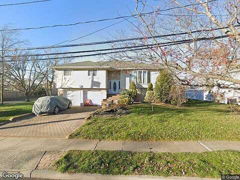 Virginia, OCEANSIDE, NY 11572