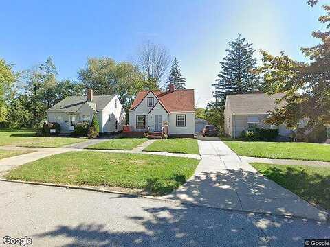 Lee Heights, CLEVELAND, OH 44128