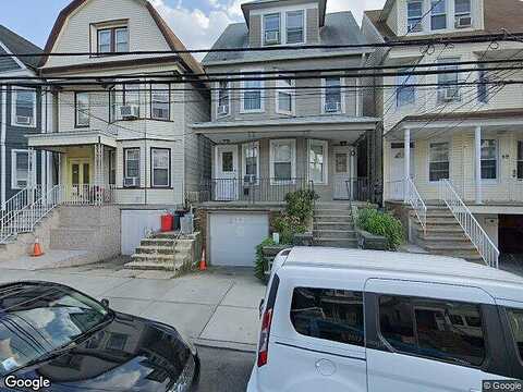 46Th, WEEHAWKEN, NJ 07086