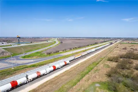 US 77/CR 1196, Sinton, TX 78387