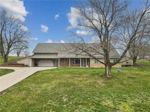 1465 N Shore Drive, Knoxville, IA 50138