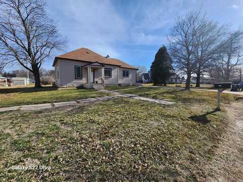 906 I St, Central City, NE 68826