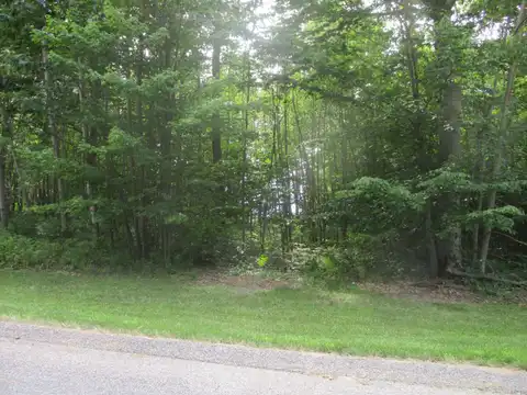 Emerald Ridge  Lot #13, Onekama, MI 49675