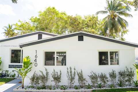 1640 NE 172nd St, North Miami Beach, FL 33162