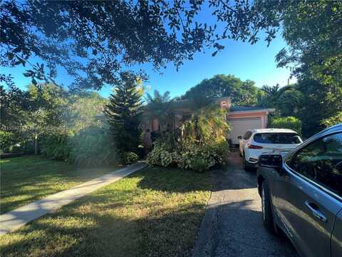 6556 SW 78th Ter, South Miami, FL 33143