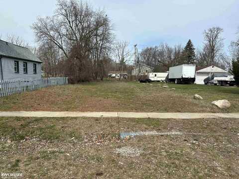 42431 Orchard, Clinton Township, MI 48036