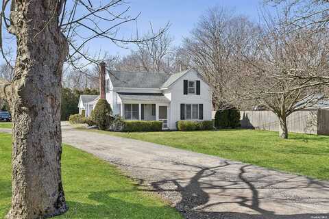 875 Alvahs Lane, Cutchogue, NY 11935