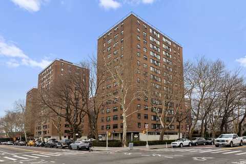 33-68 21st, Astoria, NY 11106