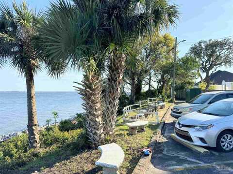 600 Scenic Hwy, Pensacola, FL 32503