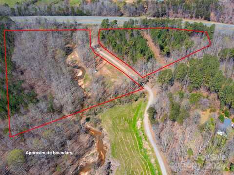 265 Medicine Mine Road, Columbus, NC 28722