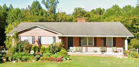 406 S Caldwell Avenue, Newton, NC 28658