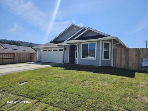 2405 Cushing, Crescent City, CA 95531