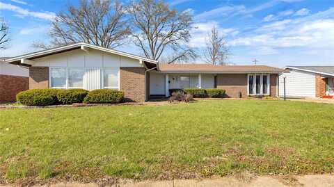 4065 Helmkampf Drive, Florissant, MO 63033