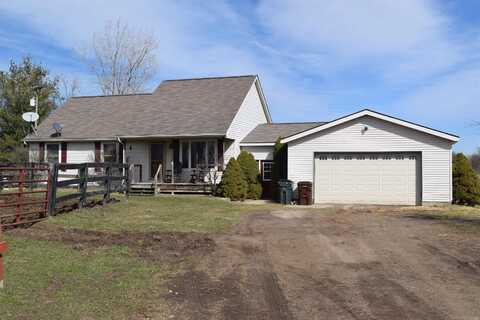 1783 River Bend, Fowlerville, MI 48836