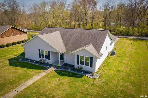 600 Whipporwill Lane, Marion, IL 62959