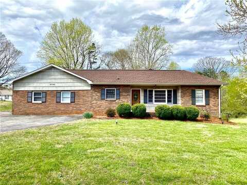 4780 Vienna Dozier Road, Pfafftown, NC 27040