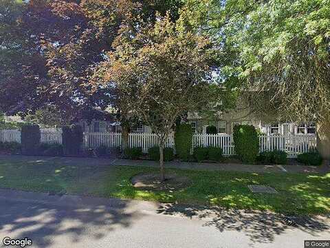 62Nd, PUYALLUP, WA 98372