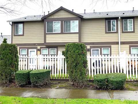 62Nd, PUYALLUP, WA 98372
