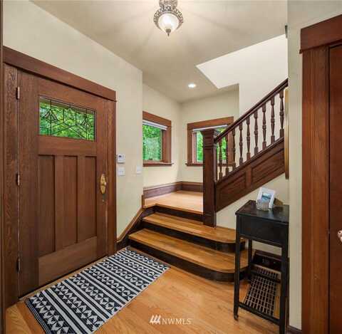 15Th, SEATTLE, WA 98112