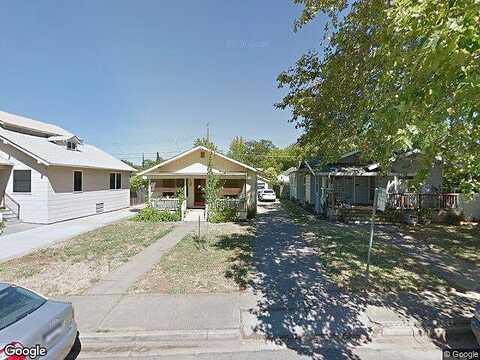 35Th, SACRAMENTO, CA 95817