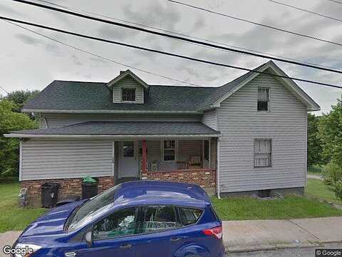 Lafferty St # 400, JEANNETTE, PA 15644