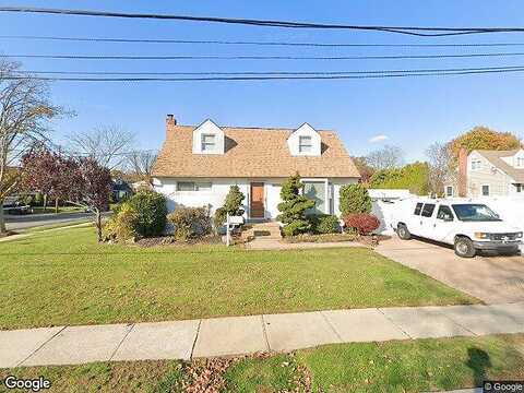 Xavier, OCEANSIDE, NY 11572