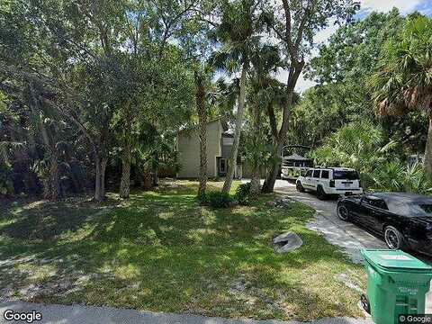 Arthurs, FORT PIERCE, FL 34951