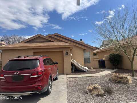 2327 Don Roser Drive Drive, Las Cruces, NM 88011