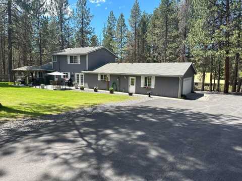 137258 Main Street, Gilchrist, OR 97737