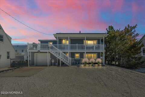 273 N 12th Street, Surf City, NJ 08008