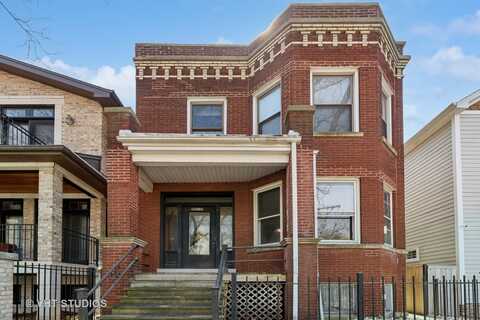 1747 W Cornelia Avenue, Chicago, IL 60657