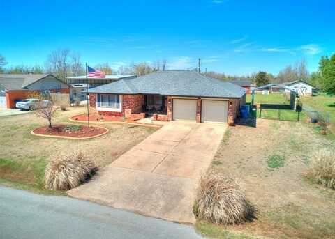 623 S Pleasant View Drive, Mustang, OK 73064