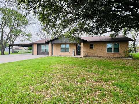 126 Shenandoah Drive, Comanche, TX 76442