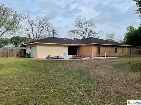 608 Berwick Street, Victoria, TX 77904