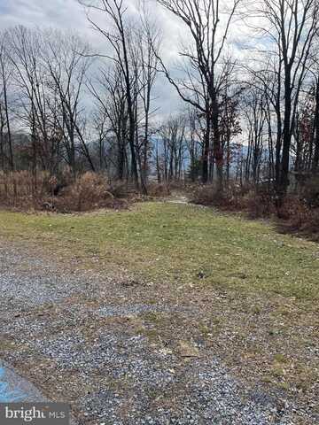 Lot on LEE DR., TYRONE, PA 16686