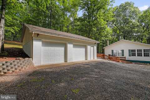 566 WILD APPLE LANE, PAW PAW, WV 25434