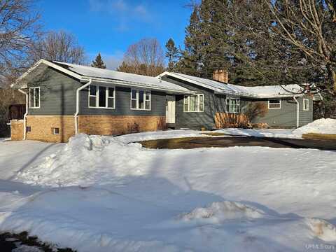 E5206 Margaret, Ironwood, MI 49938