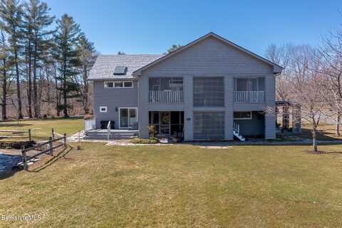 2 Wallace Rd, Stockbridge, MA 01262