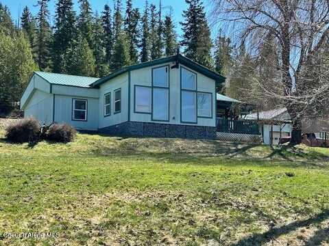 210 Joans Road, Santa, ID 83866