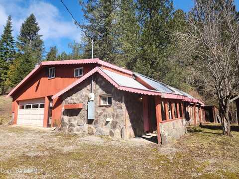 2299 Old River Rd., Kingston, ID 83839