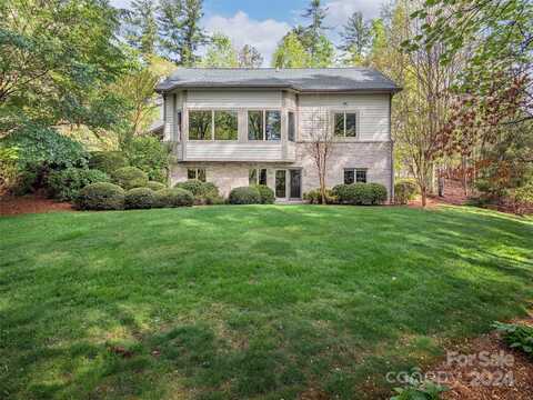 40 Ravenwood Drive, Fletcher, NC 28732