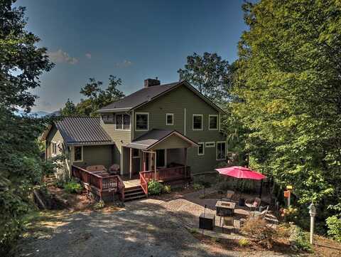 425 Sawmill Creek Road, Bryson City, NC 28713