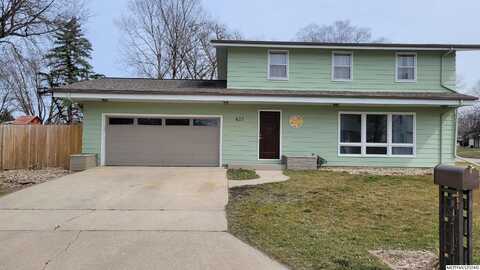 651 S Tennessee Pl, MASON CITY, IA 50401