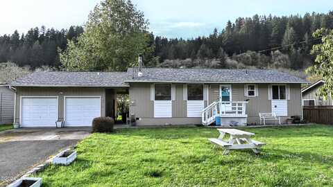 446 E Evans, Tidewater, OR 97390