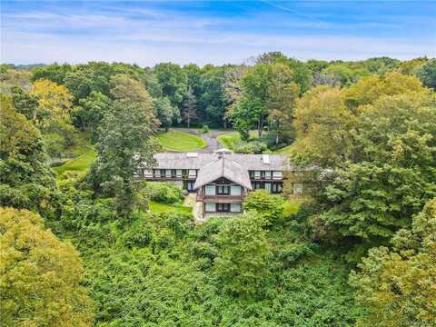 36 Lyndel Road, Pound Ridge, NY 10576