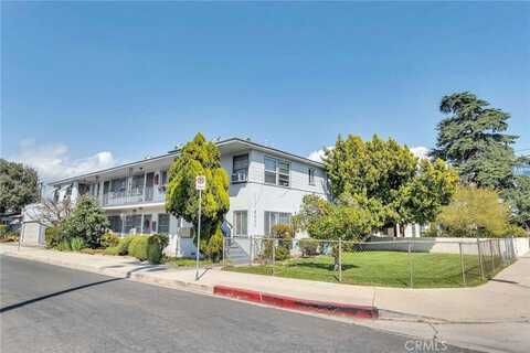 5640 Bakman Avenue, North Hollywood, CA 91601
